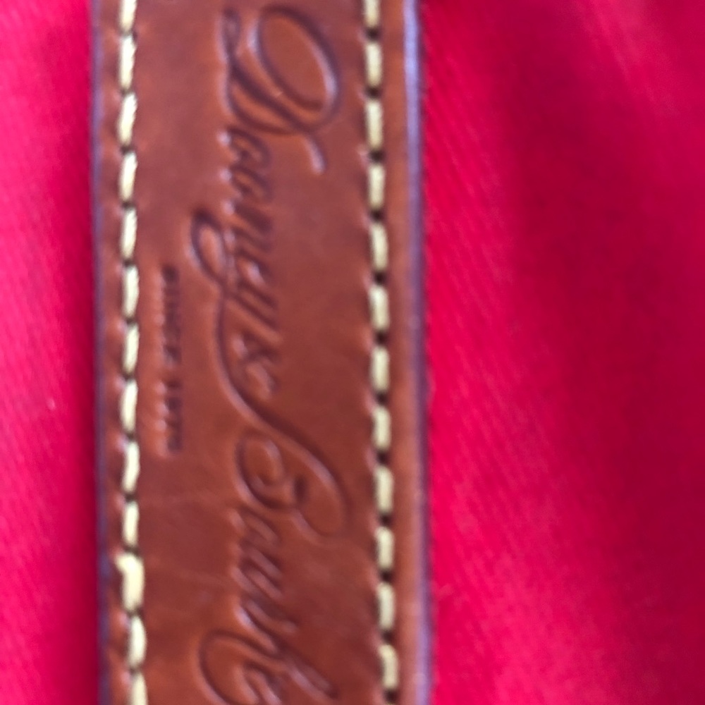 Black medium sized tote